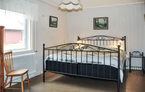 3 Bedroom Pet Friendly Home In Säffle - Image 3