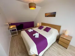 3BR Coastal Home with Garden & Terrace - Image 4