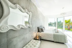 Elegant Villa w/ Heatable Pool, Jacuzzi & BBQ - Image 5