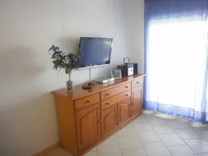 Espaçoso apartamento com jardim 60m + 40m em frente à praia DESPESAS DE DESCONTO - Image 3