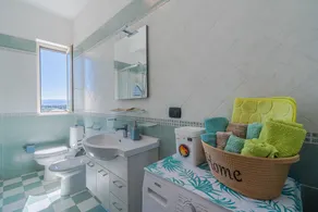 Ferienwohnung 'A Casa Mia' mit Meerblick, WLAN und Klimaanlage - Image 3