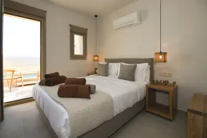 Santorini - Villa - Sleeps 4 - Pool - Parking - Image 4