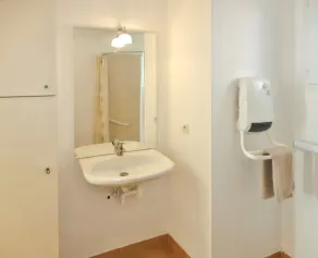 Homerez - Casa en Homps + Vista al lago - Image 3