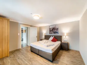 Alpine Chalet Near Zell am See for 12 - Image 5