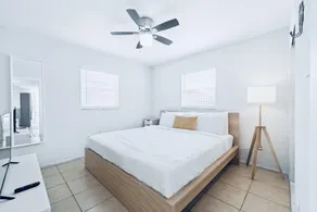 Penwood Pool Villa - Image 4