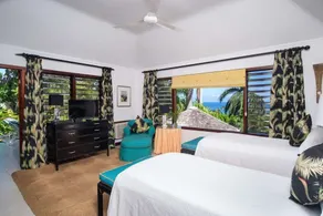 Fairwinds Luxury villa - Image 5