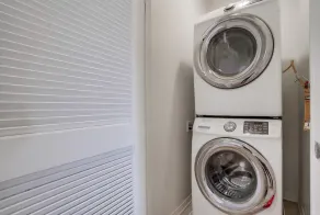 Cozy Entire 2 Bedroom Townhouse - Image 2