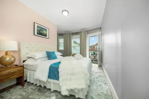 Perfekt til stor gruppe 10 senge • 4. 6 mi til Downtown • trin til T 5BD / 2Bth - Image 5