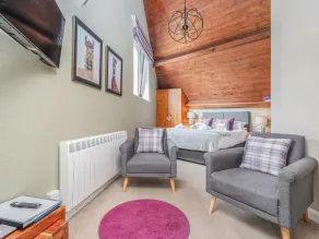 1 bedroom accommodation in Bowness on Windermere - Image 4