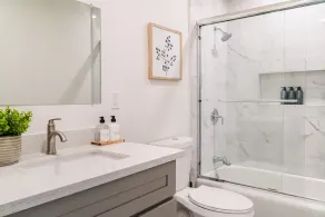 COMFY STAY| NEW & CLEAN| 10 MINS DISNEY| DOWNTOWN - Image 2