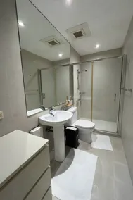 STAYLUXIA - GRAMERCY - Luxury Two Bedroom Junior Suite with 2 Balconies, FREE Amenities, Pool, Gym, Netflix - Housekeeping Available - Image 3