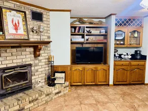 In the heart of Cajun country! Entire home with pool. - Image 2