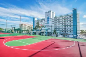 Prime Space Coast Location! 2BR Oceanfront, Pool, Hot Tub, Tiki Bar at Discovery Beach Resort! - Image 4