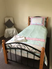 5 bedroom close to hospital/Sport facilities - Image 5