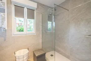 Fully self-contained cottage - Image 3