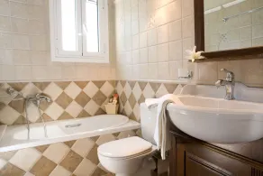 Romantic decorated villa close to Nidri town center - Image 2
