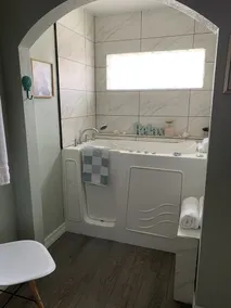 Comfortable home in Center of town - Image 2