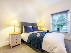 Totally refurbished cottage, decorated and equipped to a high standard. - Image 4
