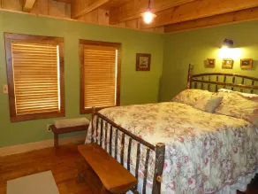Whippoorwill Cabin - Charming Cabin in Mt. Airy NC - Image 5