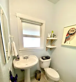 Modern Midtown Victorian Studio near Downtown! - Image 2
