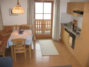 Hochplatte Vacation Rental: 50 square meters, sleeps 4, 2 bedrooms, balcony - Image 5