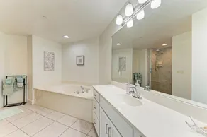 3 Bedroom-Beachfront Condo with Most Amazing Sunset Views of the Gulf - Image 3