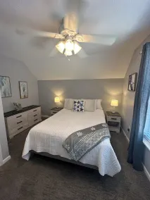 Cozy 3 bedroom 2 bath with views of the River - Image 5
