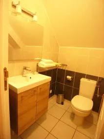 Gîte-Familie-Ensuite mit Bad-Terrasse-Gîte Abricot - Image 4