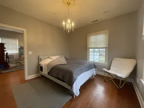 Parkton Place 3-bedroom mother-in-law Apt Private entrance & Private Bathroom - Image 4
