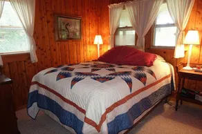 Cottage & Suite on a Quiet Lake + Free Kayaks! - Image 5