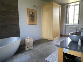 1600-tals herrgård, modern renovering, utomhus uppvärmd pool - Image 2