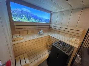 Chalet with sauna, hot tub - Image 5