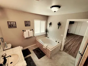Candlewood Creek by Avantstay Pool + Fire Pit Quiet Paso Cul-de-sac - Image 4