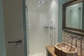Villa di lusso da 4 camere con piscina privata e viste mozzafiato - Image 4