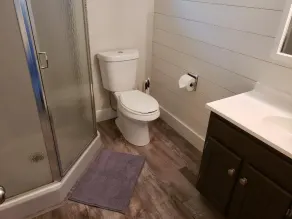 Lake Michigan Beachfront Cottage med kæmpe dæk og lav bløff - nyligt opdateret! - Image 3