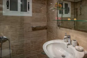 Sea Esta tre værelses hus med fantastisk udsigt - Image 3