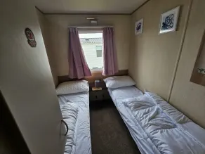 3 Bedrooms, 8 Berth Caravan, Lyons Robin Hood in Rhyl - Image 5