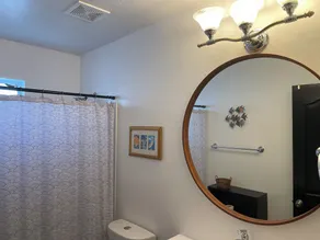 Bungalow Guest House - Image 4