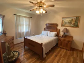 Cozy house/attached garage close to Lucas Oil Race Track and Pomme De Terre Lake - Image 3
