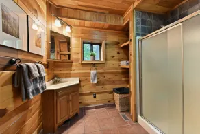 Cozy Couples Cabin! Hidden in the Woods of Hocking Hills! - Image 4