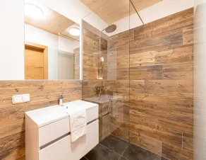 Attractive Apartment With Sauna - Image 5