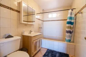 Casa Seascape: Spacious 4-bedroom Rental - Image 3