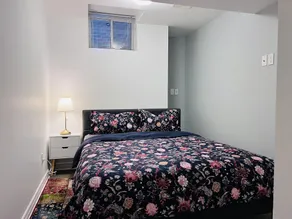 2 Bedroom Bs/Apartment, in Mississauga - Image 5