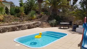 Amazing Rural Villa with Fantastic Sea View and Gardens - Image 2