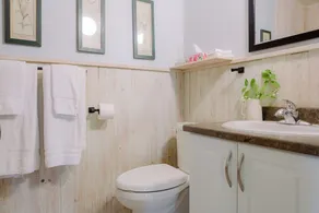 The Granary Flat at the Historic Glenora Mill - Image 3