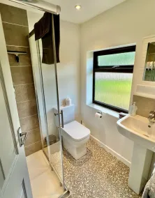 Arniss New Forest - Acht Schlafzimmer Haus, Schläft 20 - Image 5