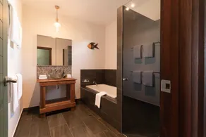 Malakai Beach House - Image 3