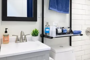Cozy Luxury 1BR - 10 Min to Downtown Chicago - Image 5