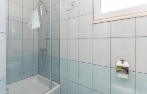 2 bedroom stunning home in Privlaka - Image 5