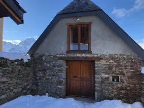 Proche PEYRAGUDES et LOUDENVIELLE, grange Pyrénéenne de charme vue d'exception - Image 3